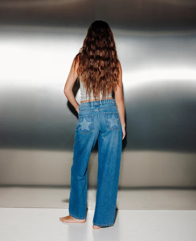 Jean star taille basse avec étoiles